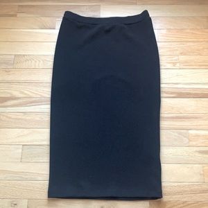 PHILOSOPHY NWOT BLACK SLIGHTLY TEXTURED PENCIL SKIRT